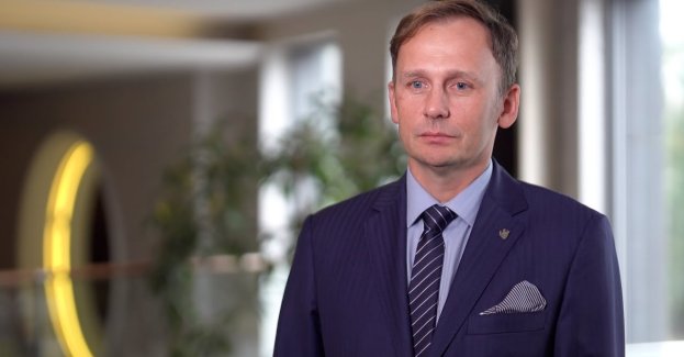 Spółka Polskie Elektrownie Jądrowe (PEJ) w sierpniu otrzymała decyzję od wojewody pomorskiego o pozwoleniu na pierwszy etap prac przygotowawczych, a miesiąc później złożyła wniosek o pozwolenie na wykonanie drugiego etapu. De facto rozpoczęcie prac przygotowawczych to zgodnie z prawem budowlanym formalne rozpoczęcie budowy. To kolejny kamień milowy na drodze do pierwszej polskiej elektrowni jądrowej, w której w 2036 roku ma się rozpocząć komercyjna eksploatacja pierwszego z trzech reaktorów. Przedstawiciele branży uważają, że polskie firmy z sektora budowlanego mają odpowiednie kompetencje do tego, aby brać udział w budowie elektrowni jądrowej i spełnić wymogi jakościowe, techniczne oraz bezpieczeństwa.